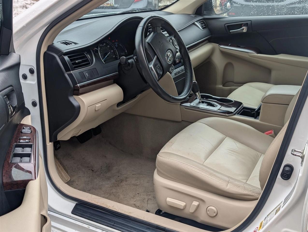 Toyota Camry XLE 2014