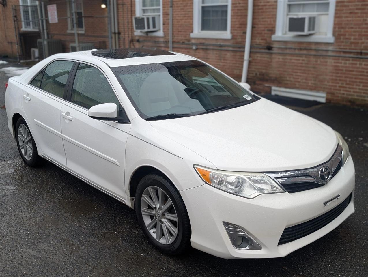Toyota Camry XLE 2014