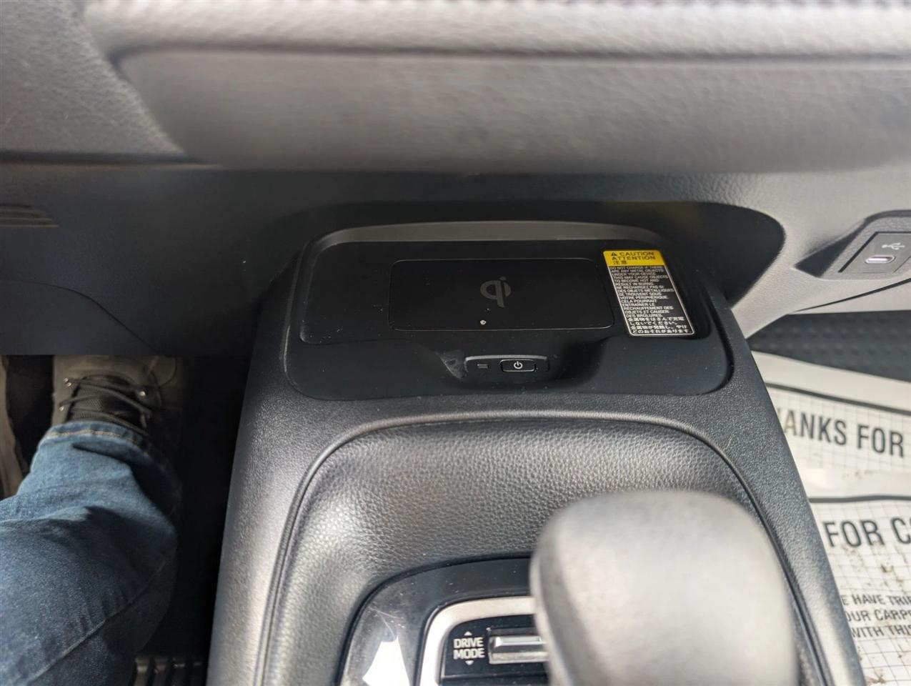 Toyota Corolla SE Nightshade 2024