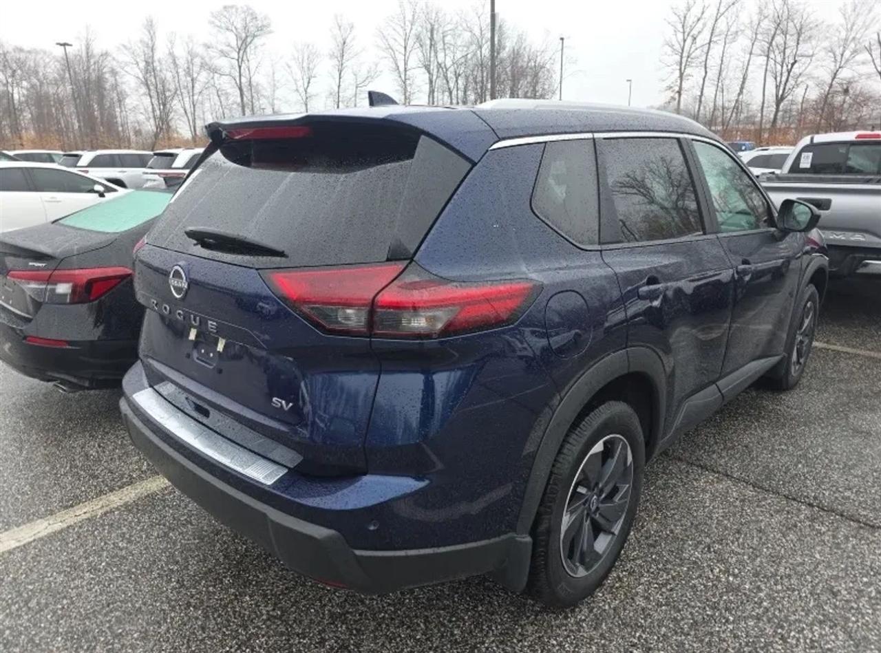 Nissan Rogue SV 2024