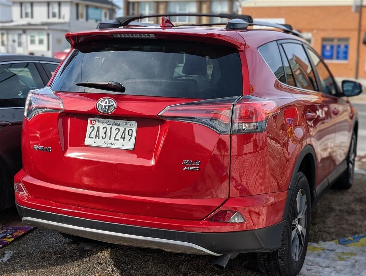 Toyota RAV4 XLE AWD 2017
