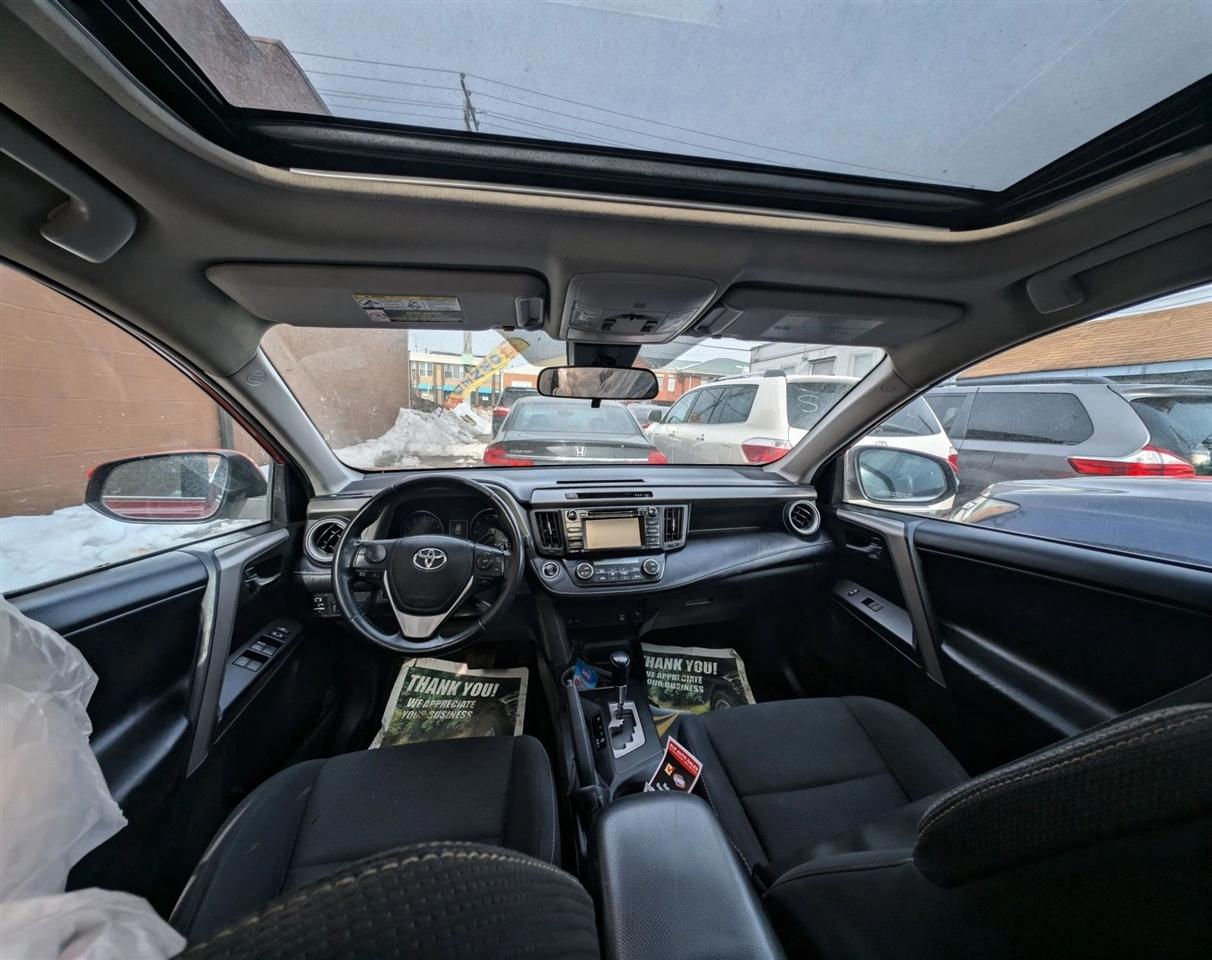 Toyota RAV4 XLE AWD 2017