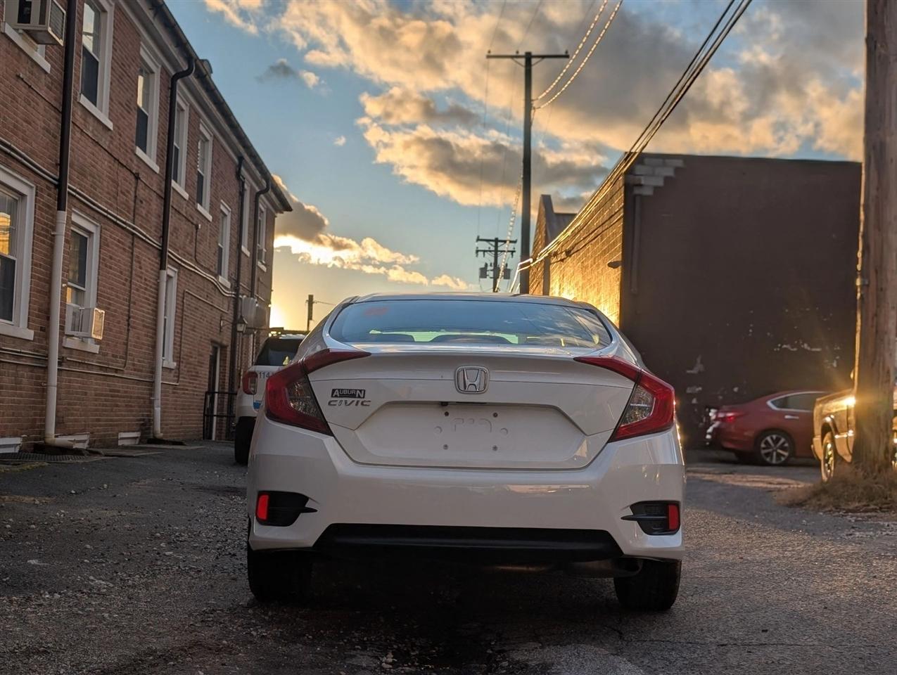 Honda Civic LX Sedan CVT 2016