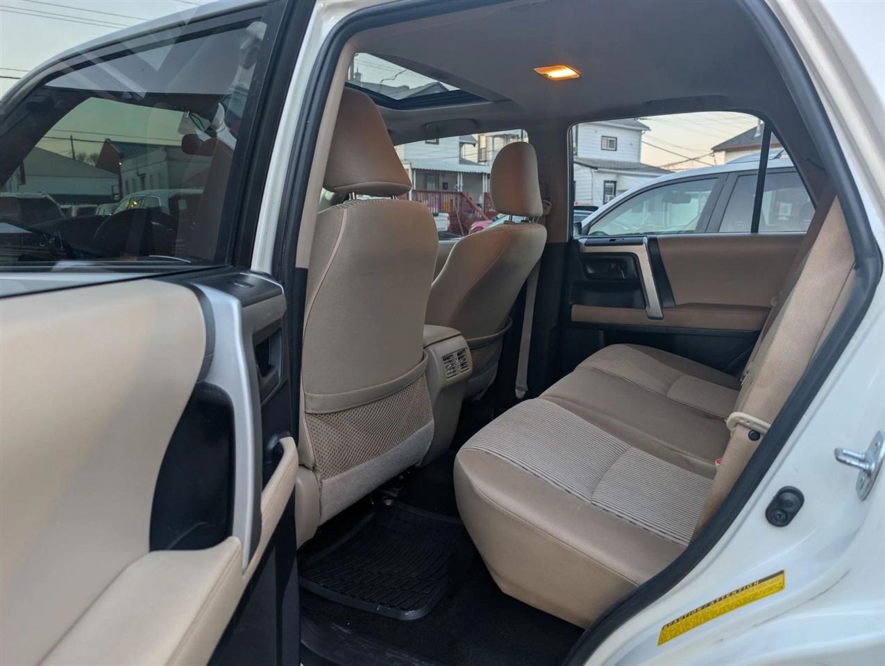 Toyota 4Runner SR5 2WD 2011