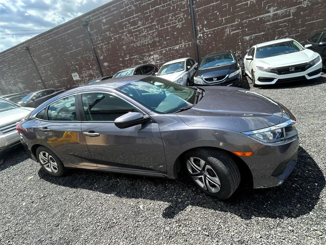 Honda Civic LX Sedan CVT 2018