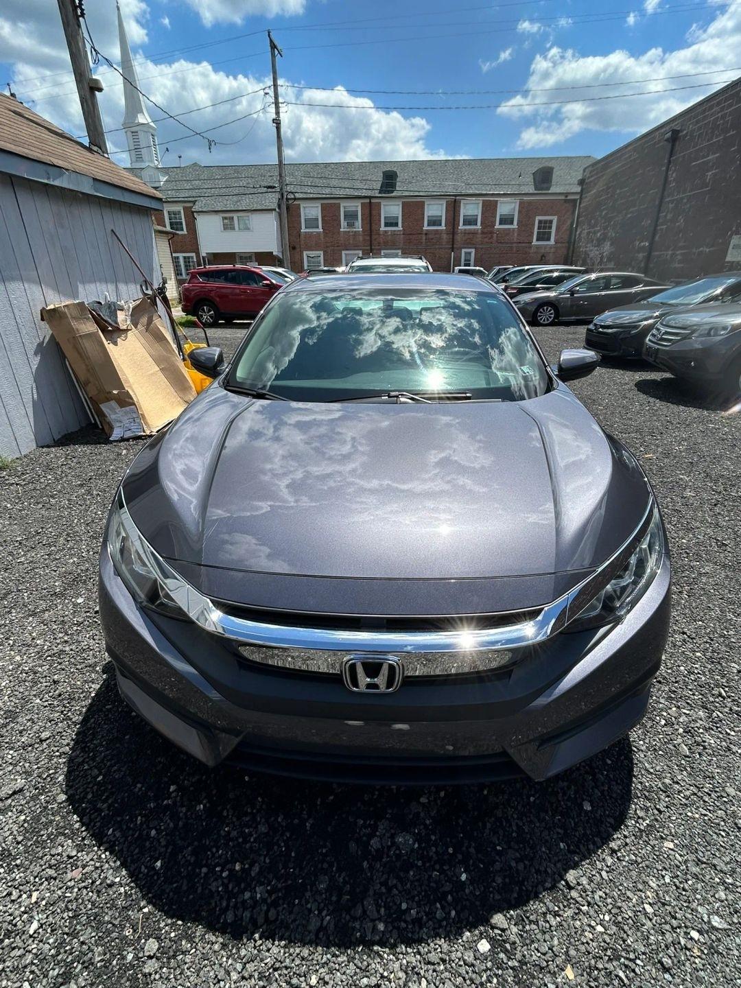 Honda Civic LX Sedan CVT 2018