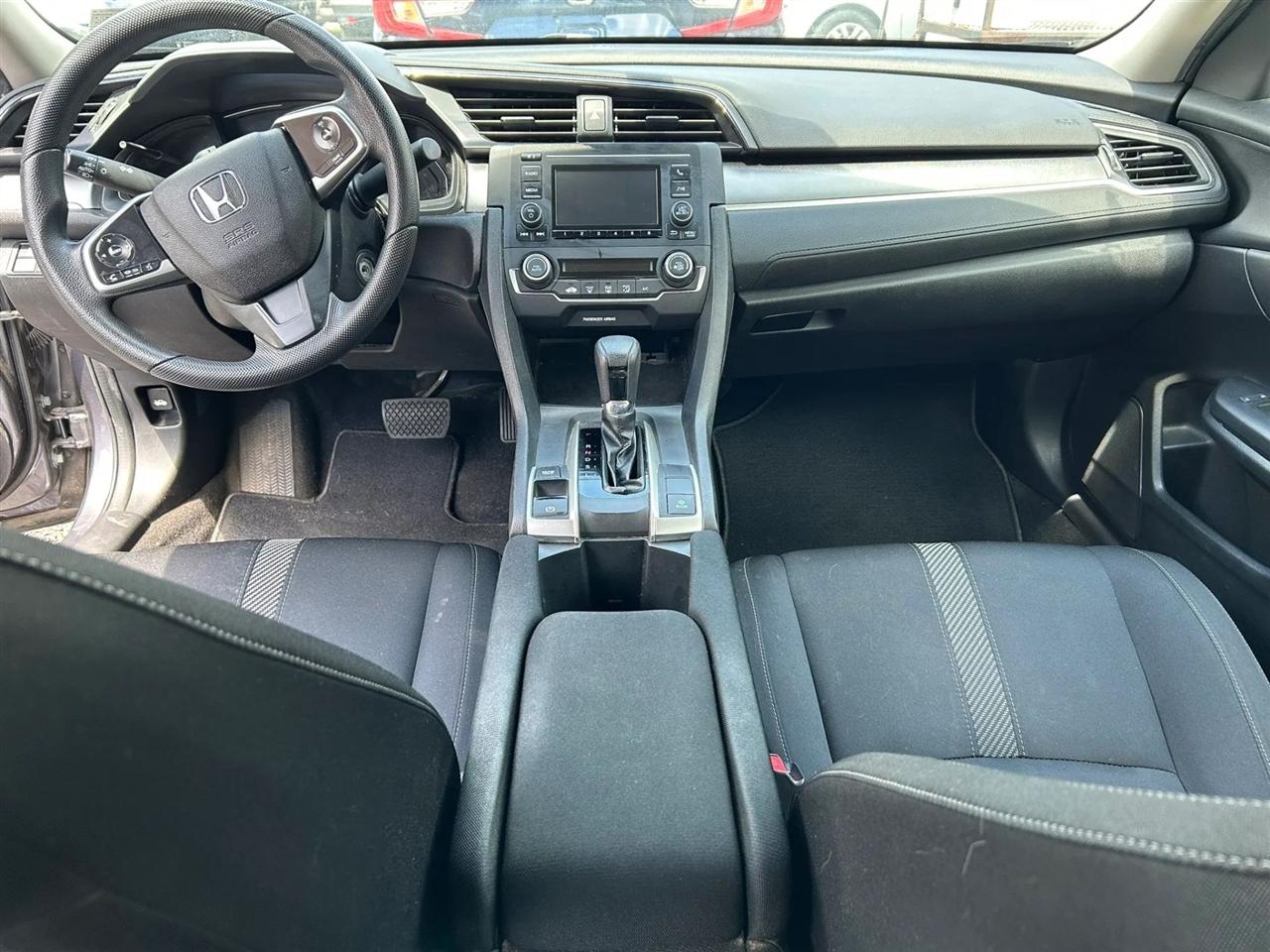 Honda Civic LX Sedan CVT 2018