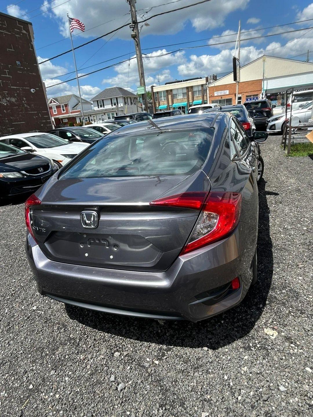 Honda Civic LX Sedan CVT 2018