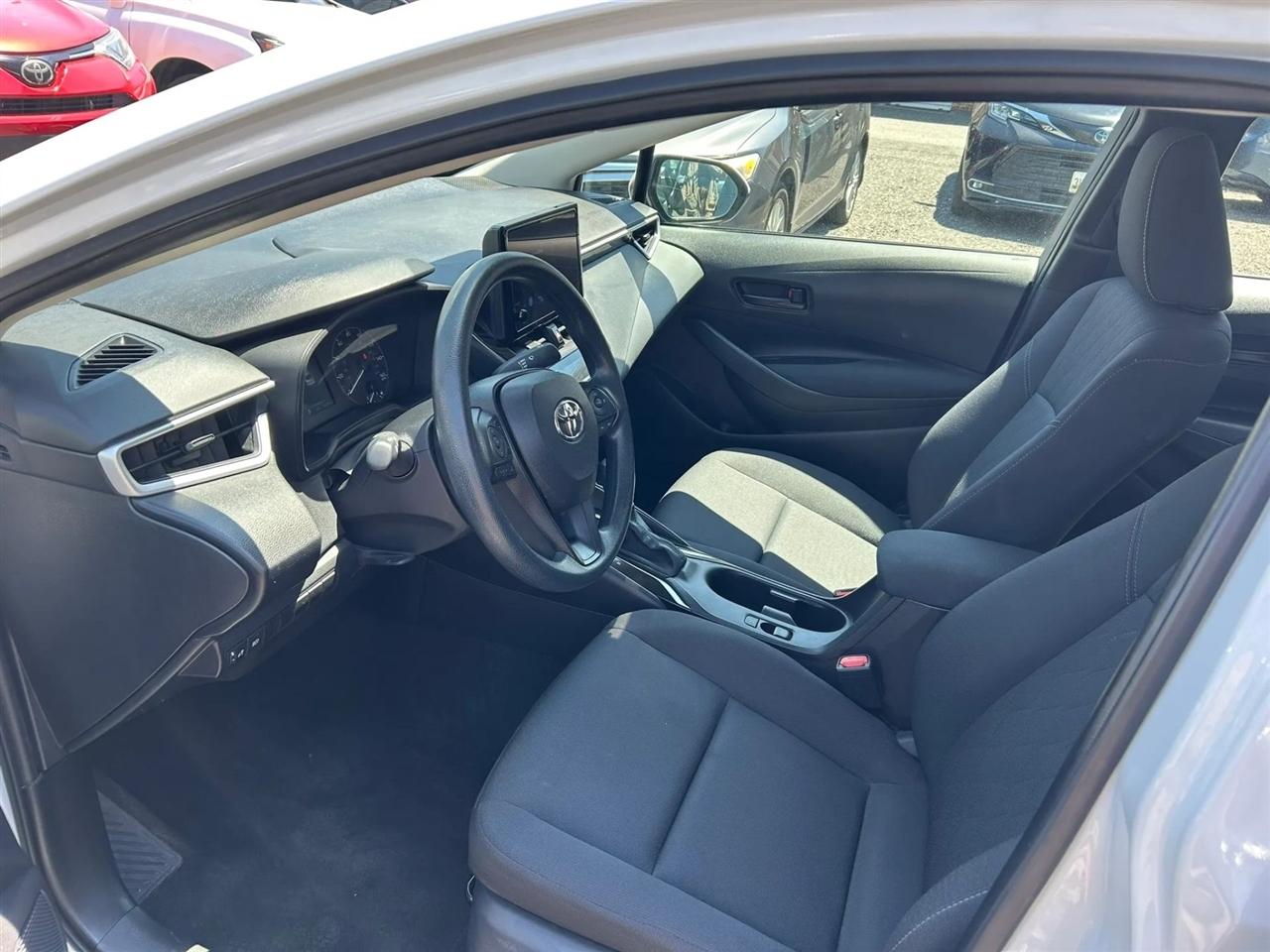 Toyota Corolla LE 2025