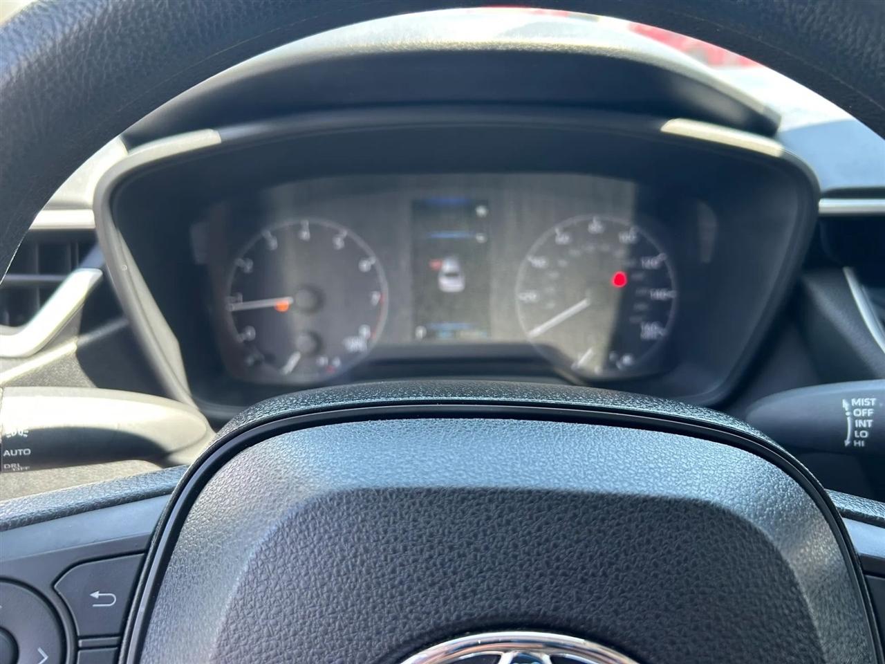 Toyota Corolla LE 2025