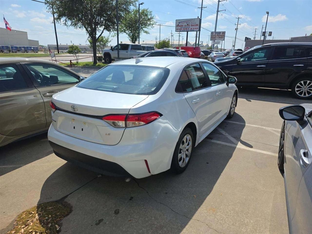 Toyota Corolla LE 2025