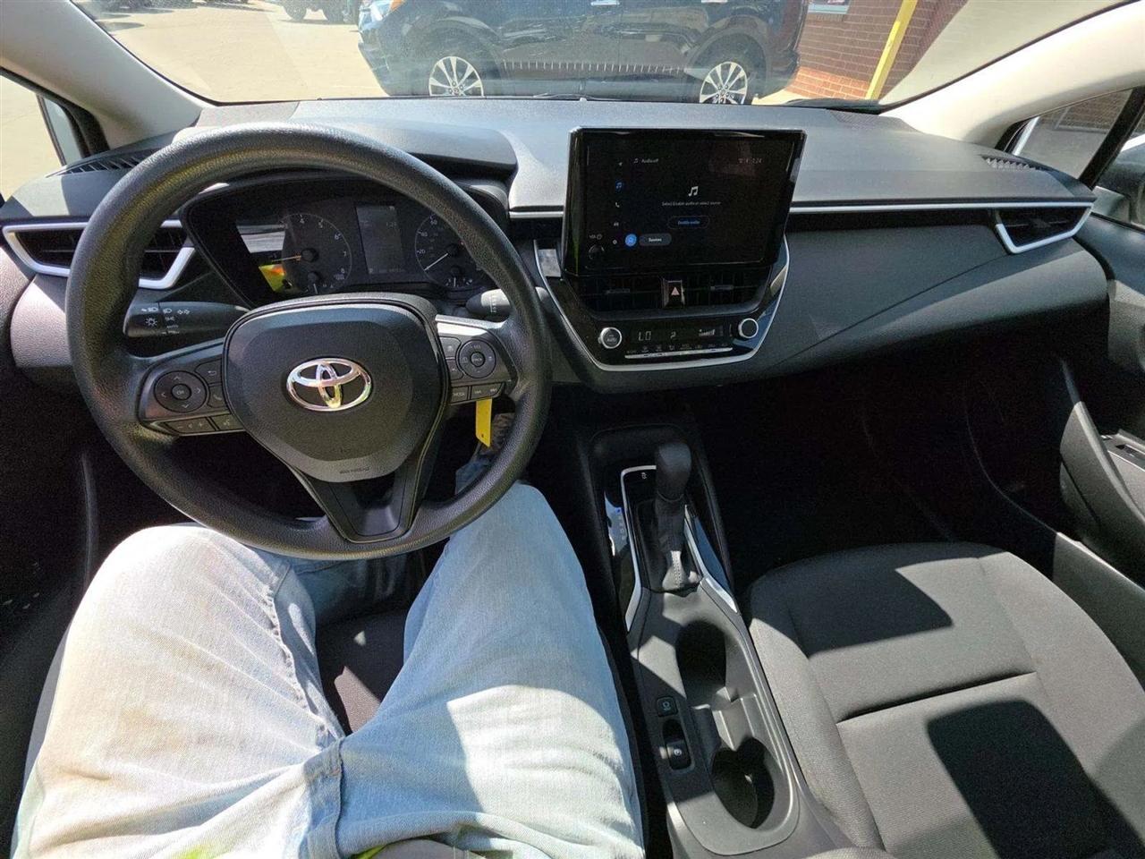 Toyota Corolla LE 2025