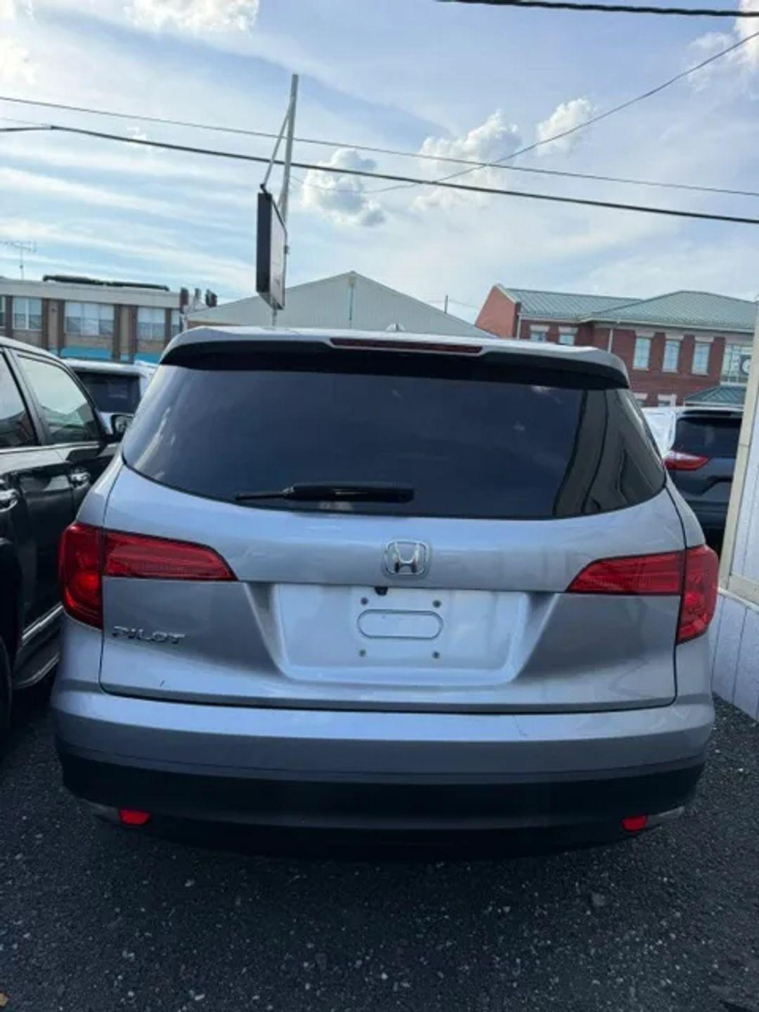 Honda Pilot EX 2WD 2016