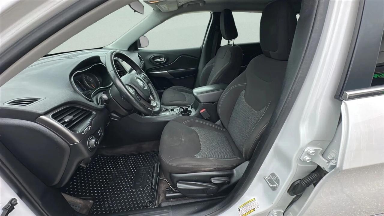Jeep Cherokee Latitude 4WD 2019