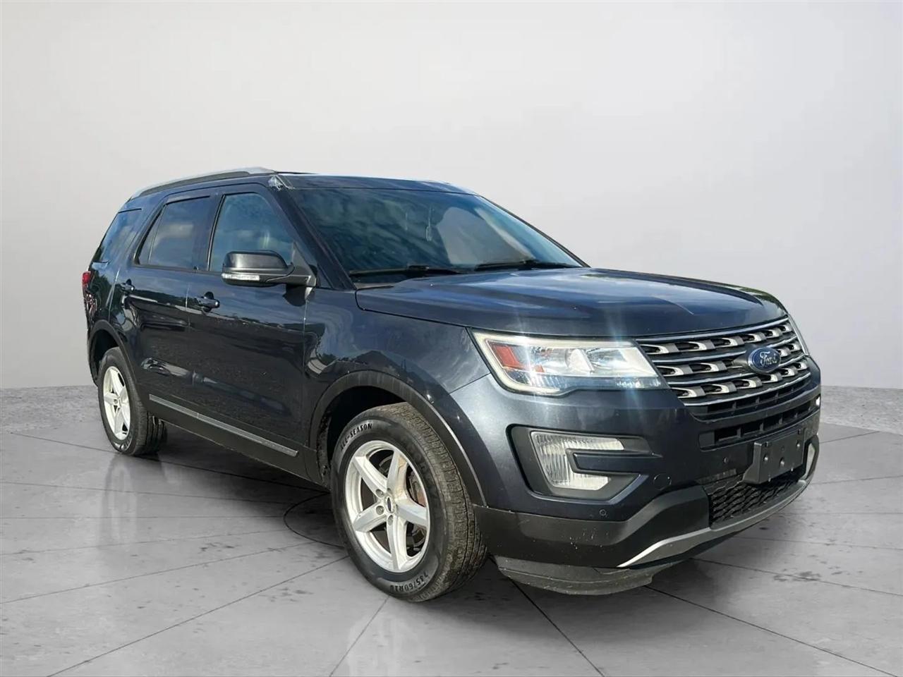 Ford Explorer XLT 4WD 2017