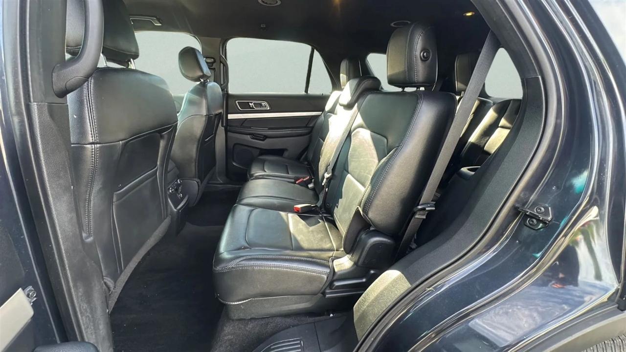 Ford Explorer XLT 4WD 2017