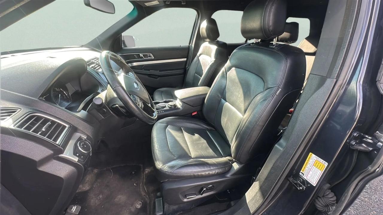 Ford Explorer XLT 4WD 2017