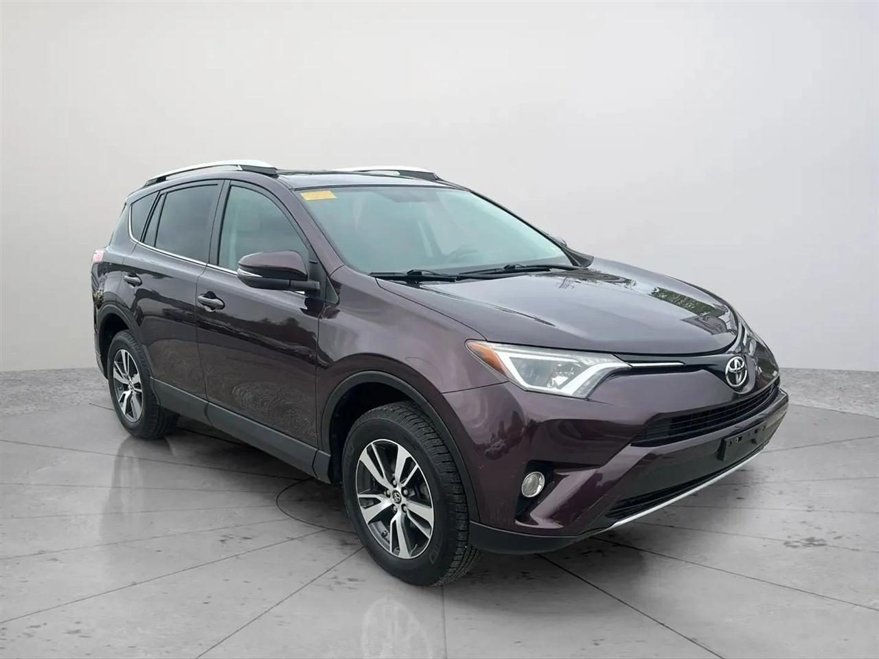 Toyota RAV4 XLE AWD 2016