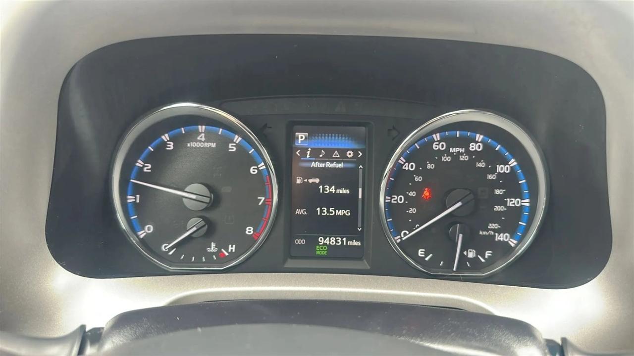 Toyota RAV4 XLE AWD 2016