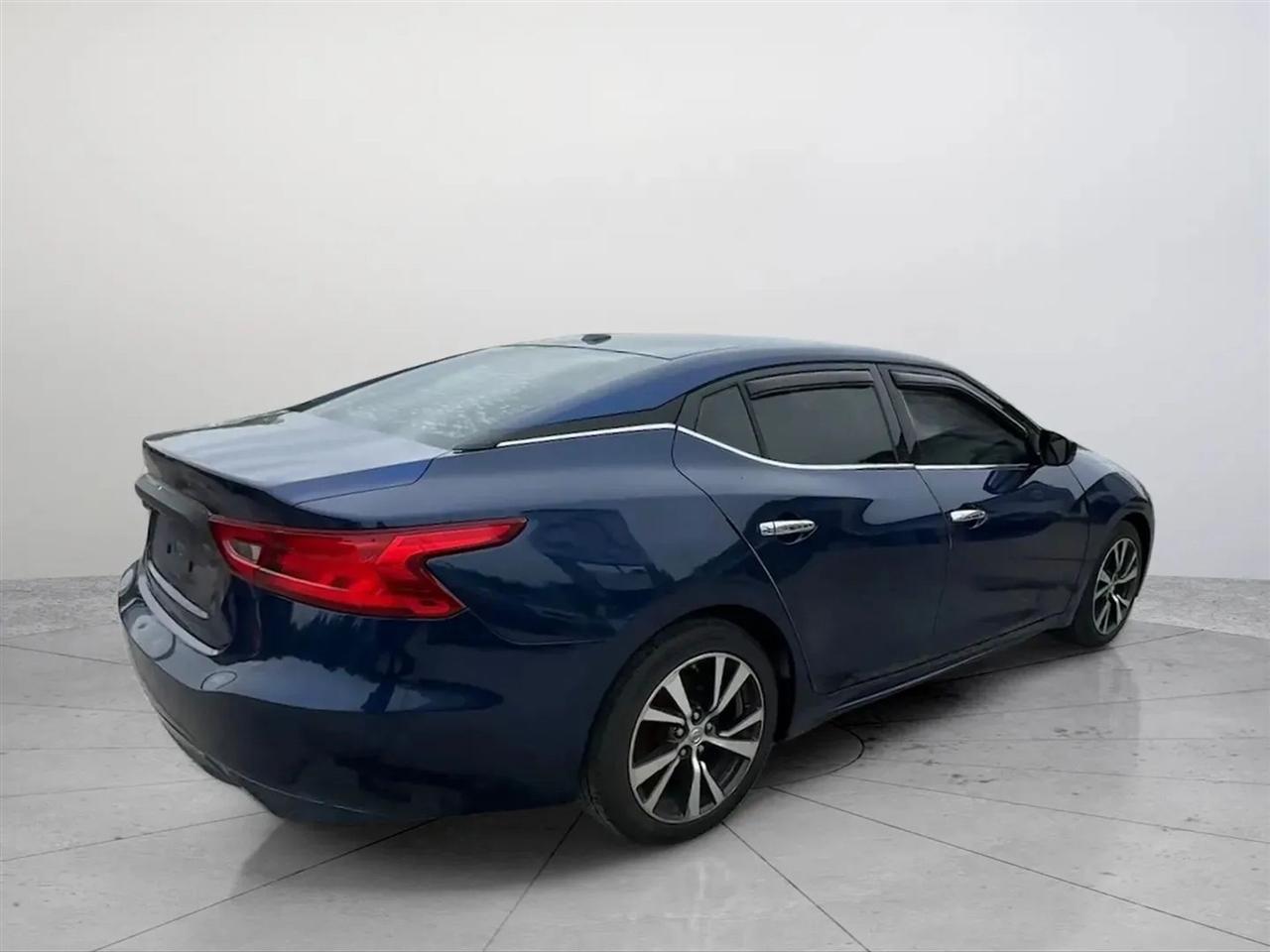 Nissan Maxima 3.5 S 2016