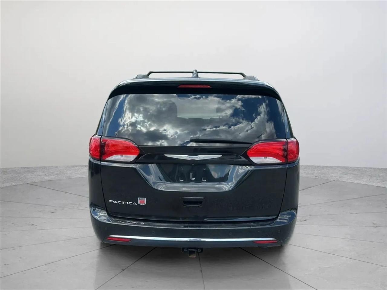 Chrysler Pacifica Touring-L 2017