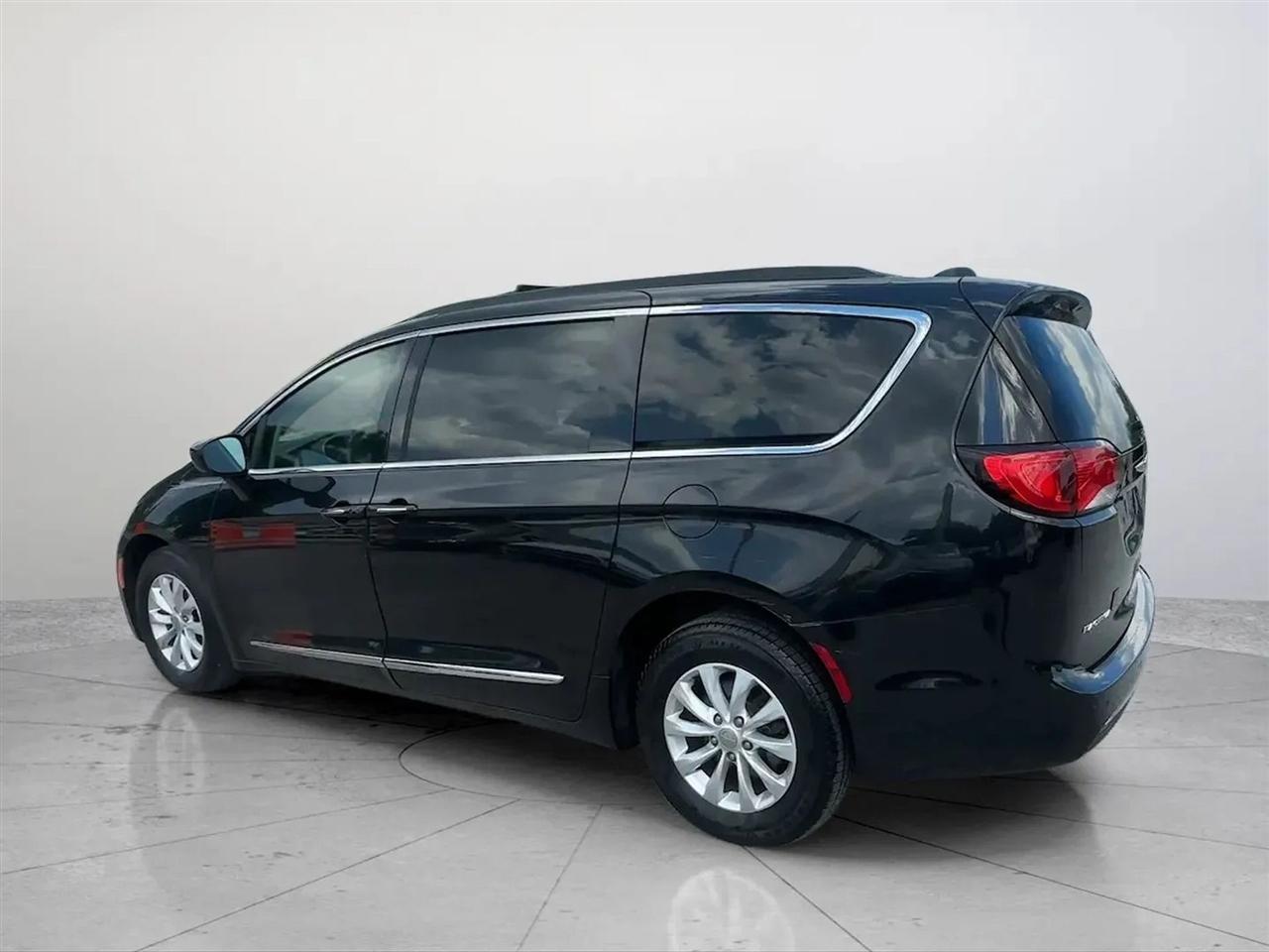 Chrysler Pacifica Touring-L 2017