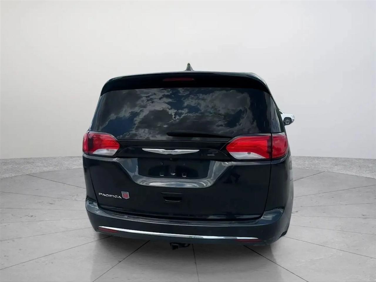 Chrysler Pacifica Touring-L 2017