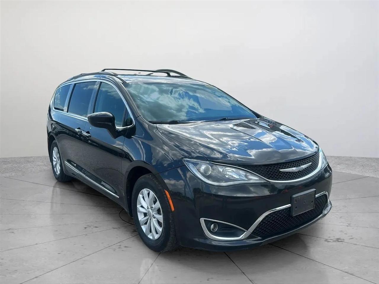 Chrysler Pacifica Touring-L 2017