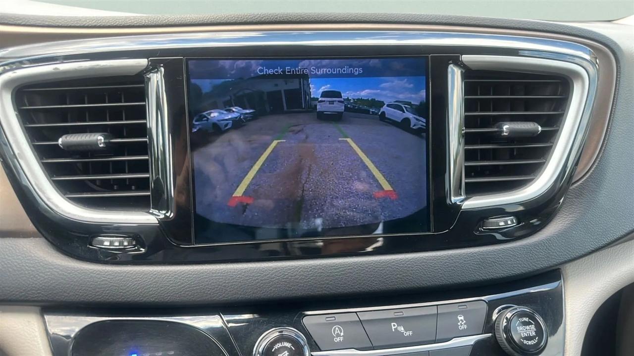 Chrysler Pacifica Touring-L 2017