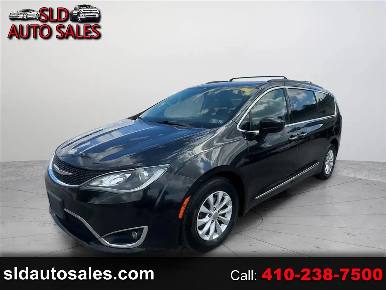 Chrysler Pacifica Touring-L 2017