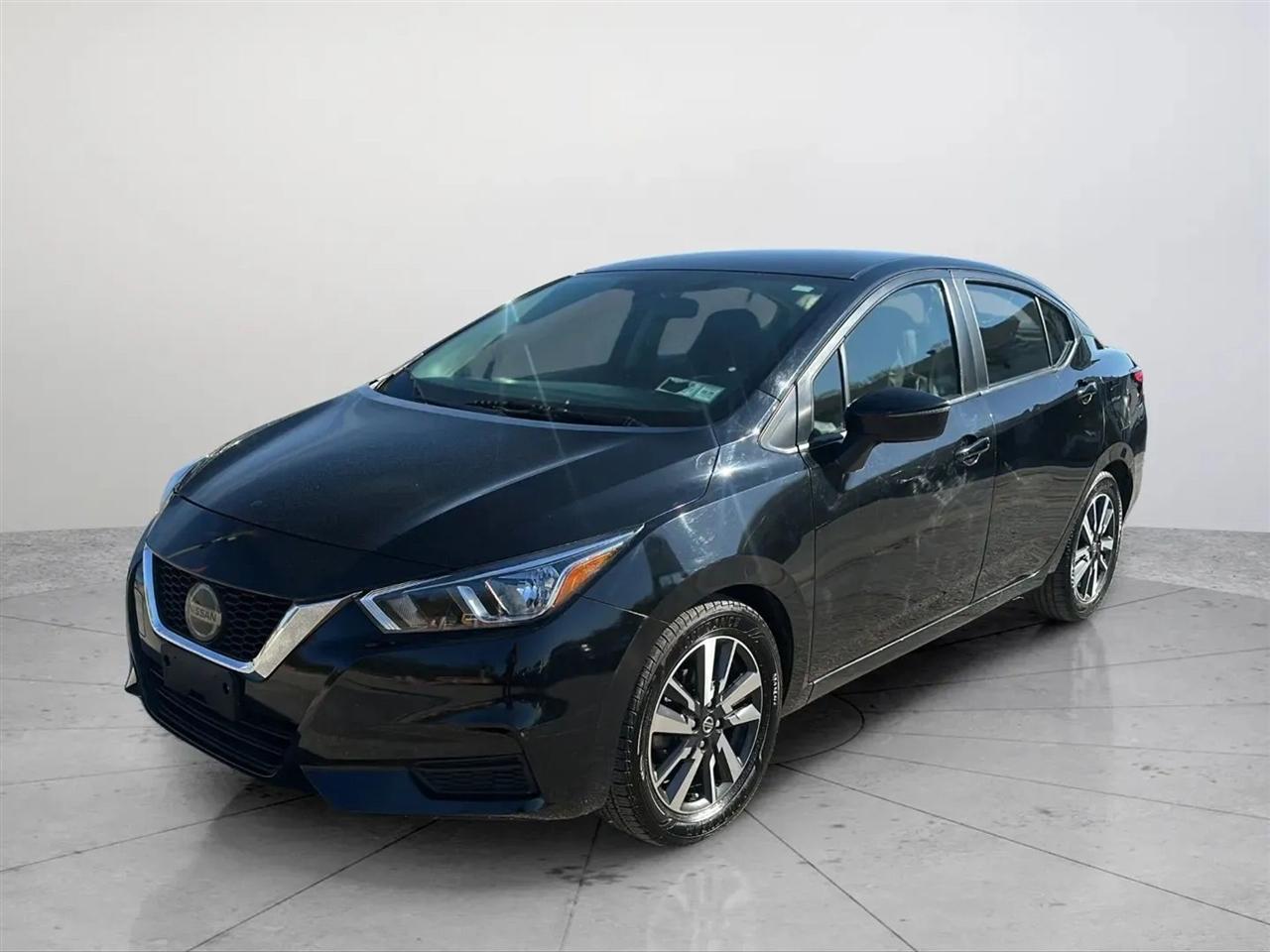 Nissan Versa SV 2021