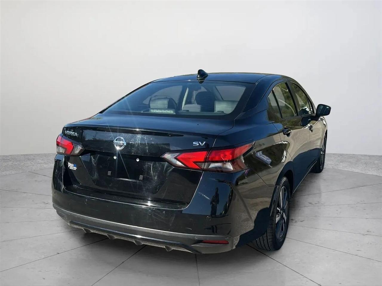 Nissan Versa SV 2021