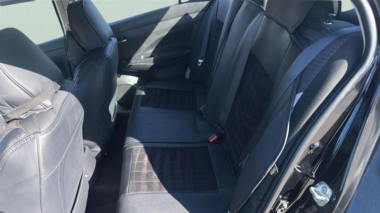 Nissan Versa SV 2021