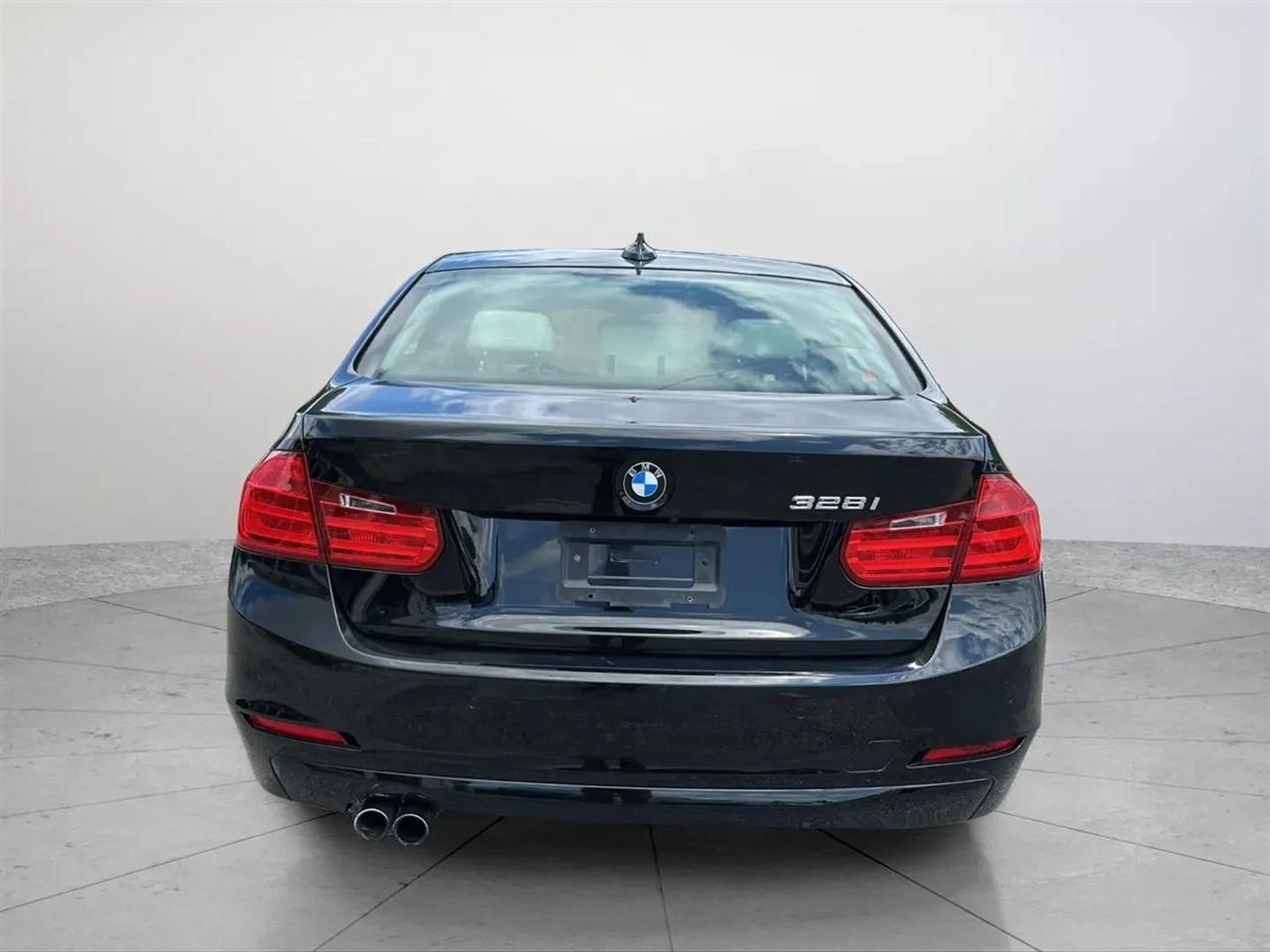 BMW 3-Series 328i SULEV 2015