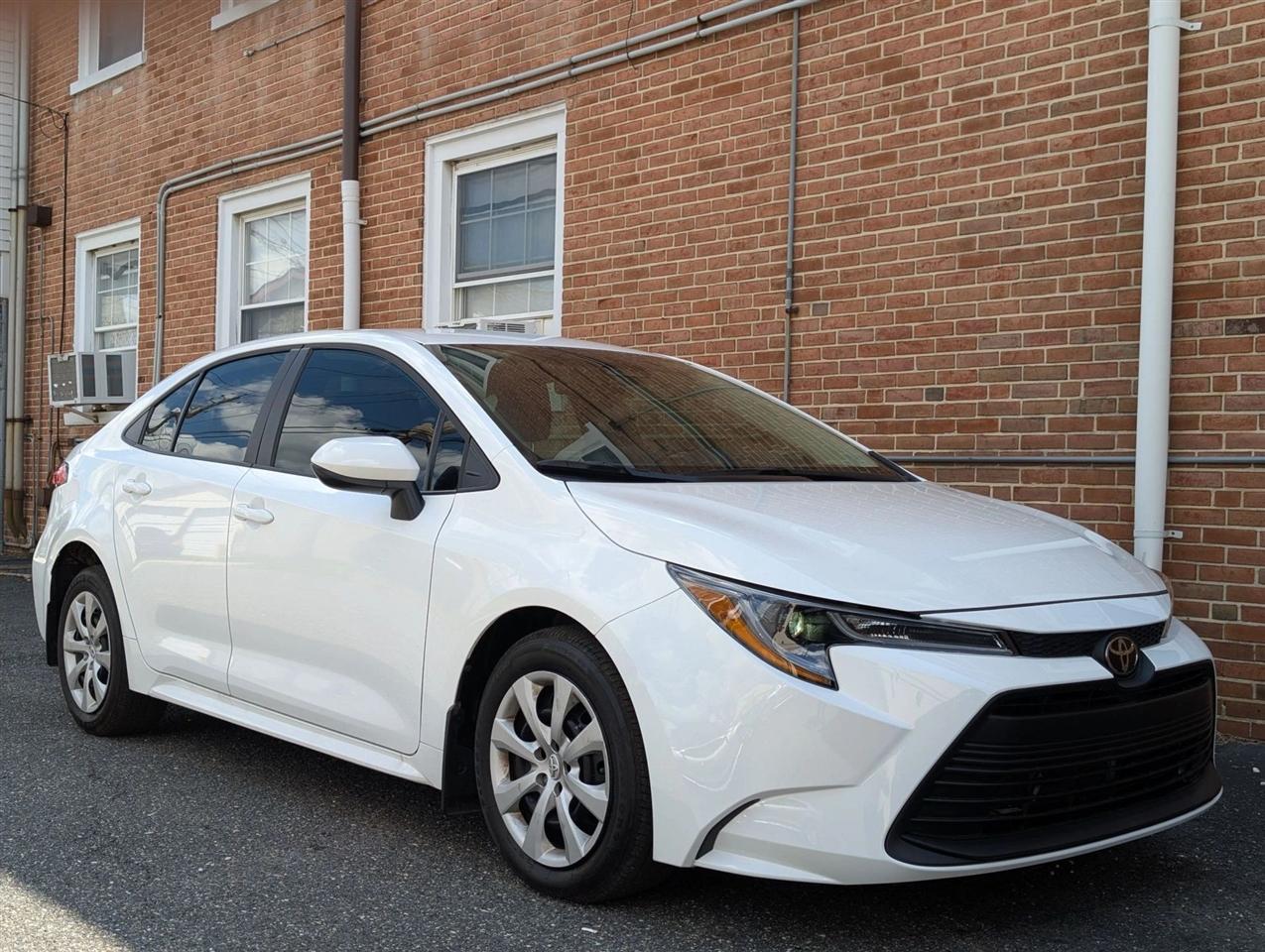 Toyota Corolla LE 2026