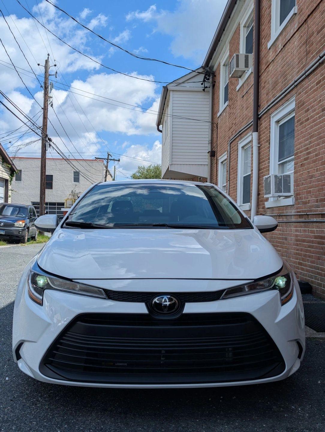 Toyota Corolla LE 2026