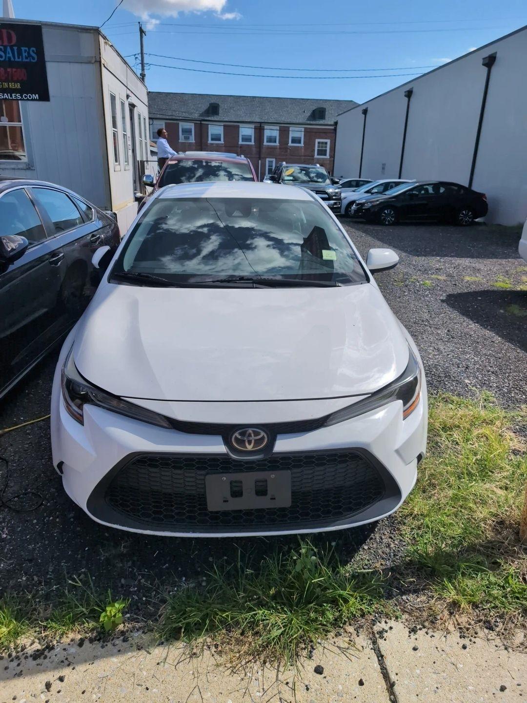 Toyota Corolla LE 2021
