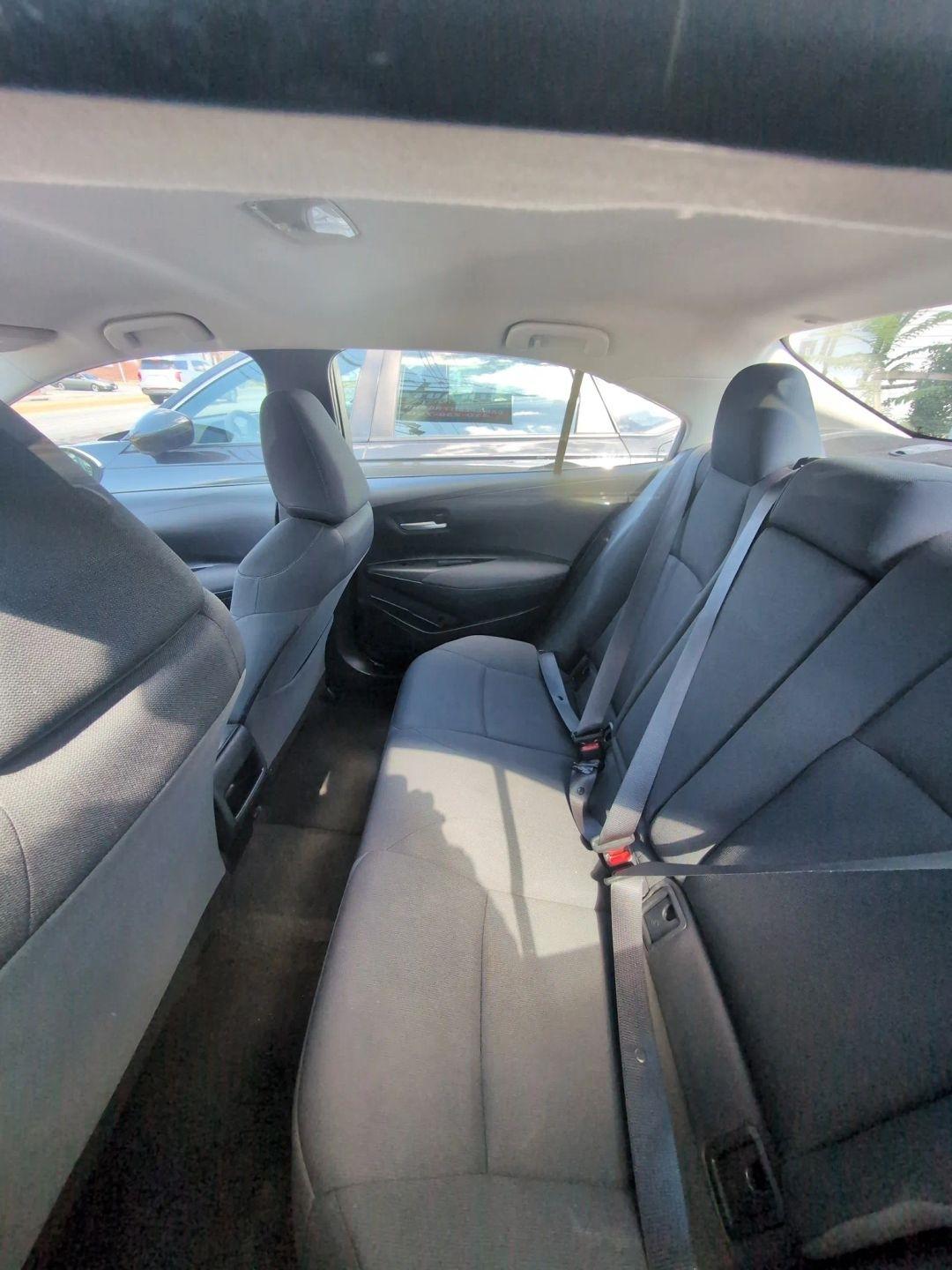 Toyota Corolla LE 2021