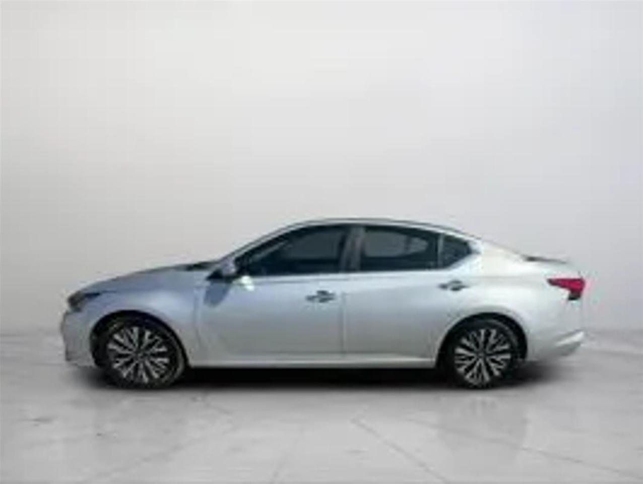Nissan Altima 2.5 SV 2023