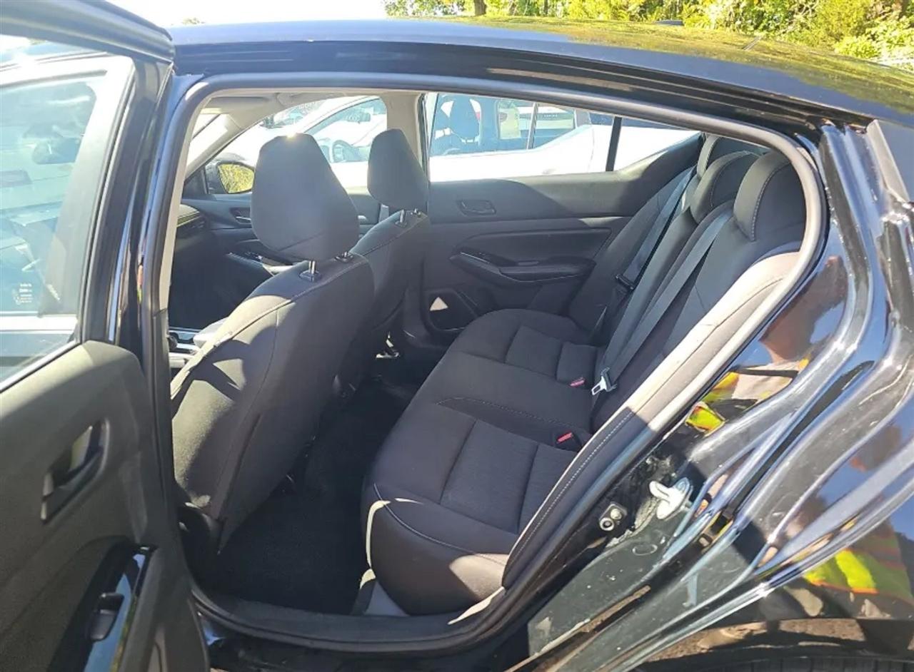 Nissan Altima 2.5 SV 2023