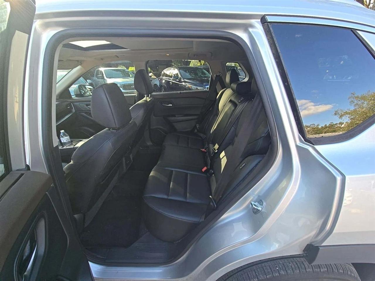 Nissan Rogue SV 2022