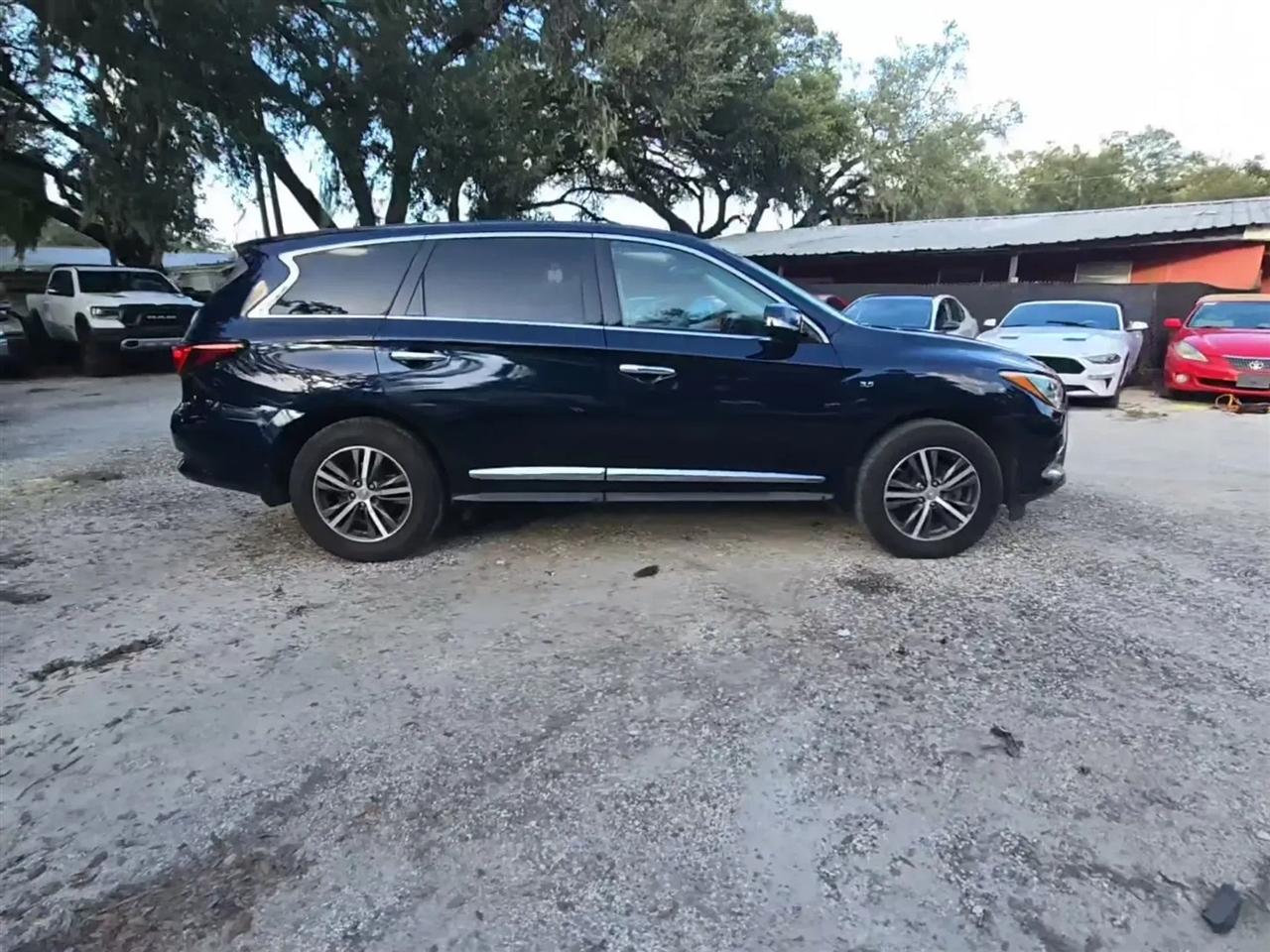 Infiniti QX60 PURE 2019