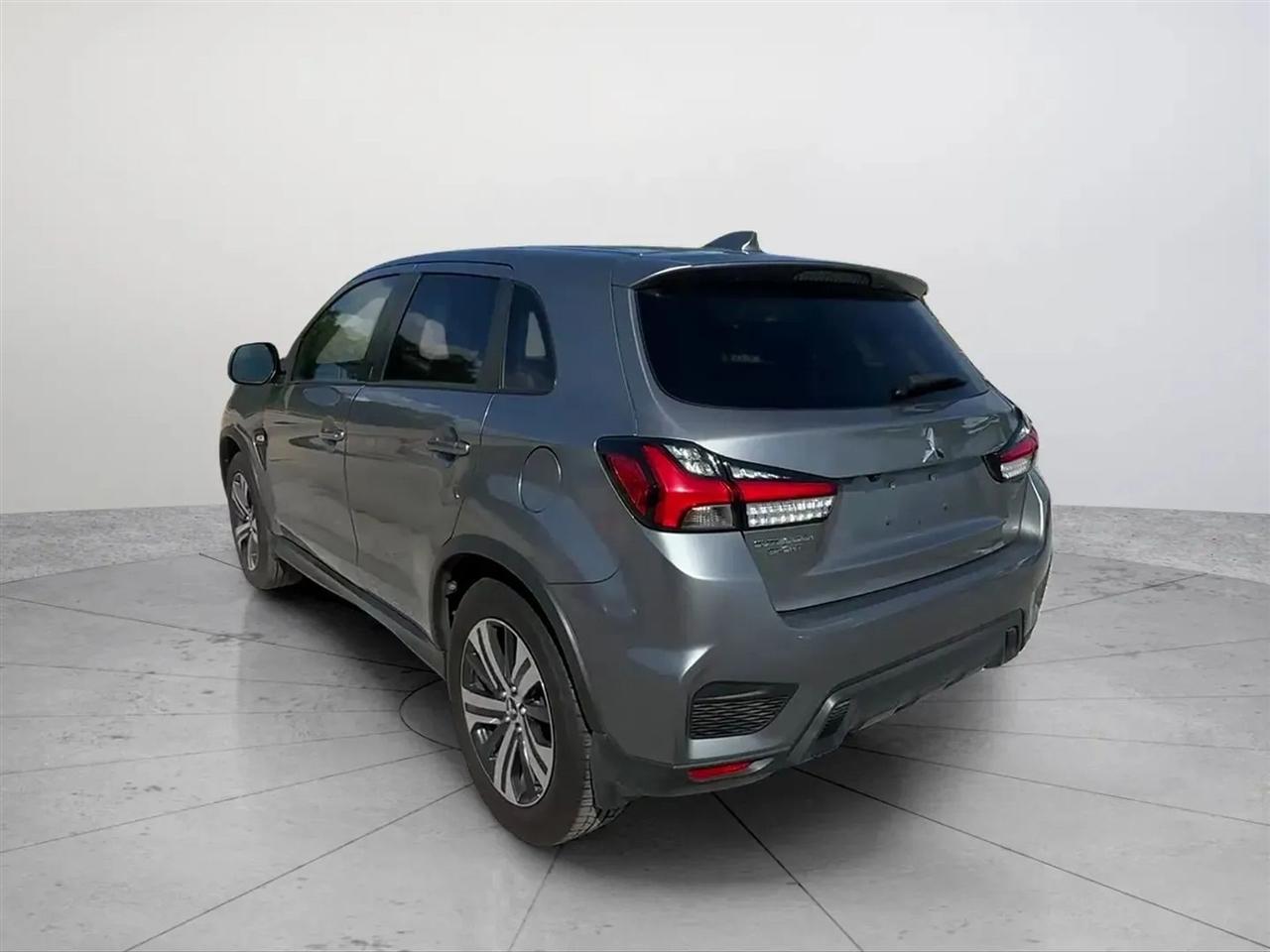 Mitsubishi Outlander Sport 2.0 ES CVT 2021