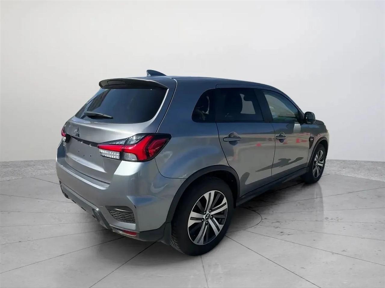 Mitsubishi Outlander Sport 2.0 ES CVT 2021