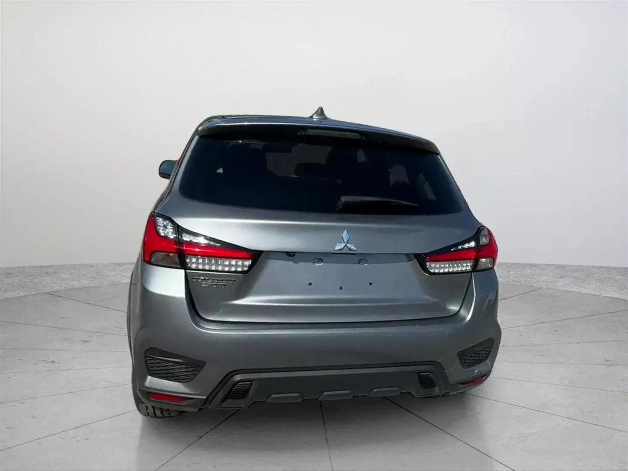 Mitsubishi Outlander Sport 2.0 ES CVT 2021