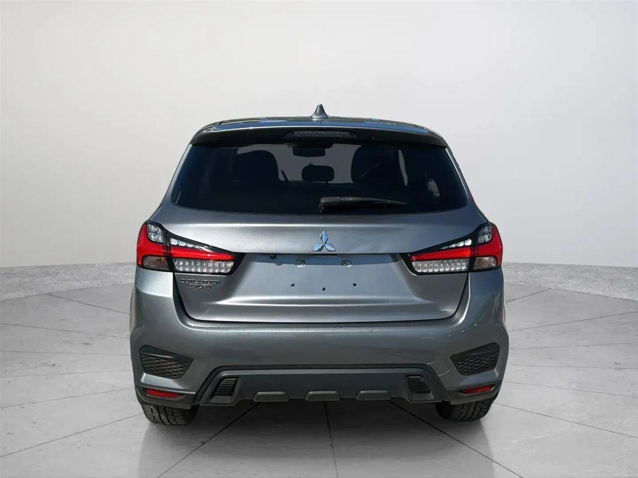 Mitsubishi Outlander Sport 2.0 ES CVT 2021