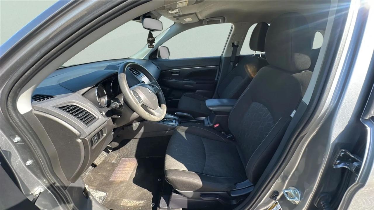 Mitsubishi Outlander Sport 2.0 ES CVT 2021