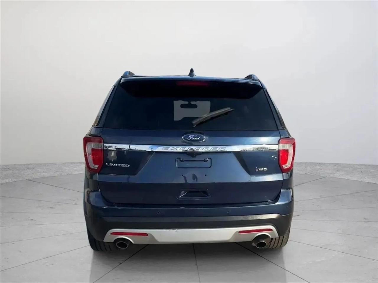 Ford Explorer Limited 4WD 2017