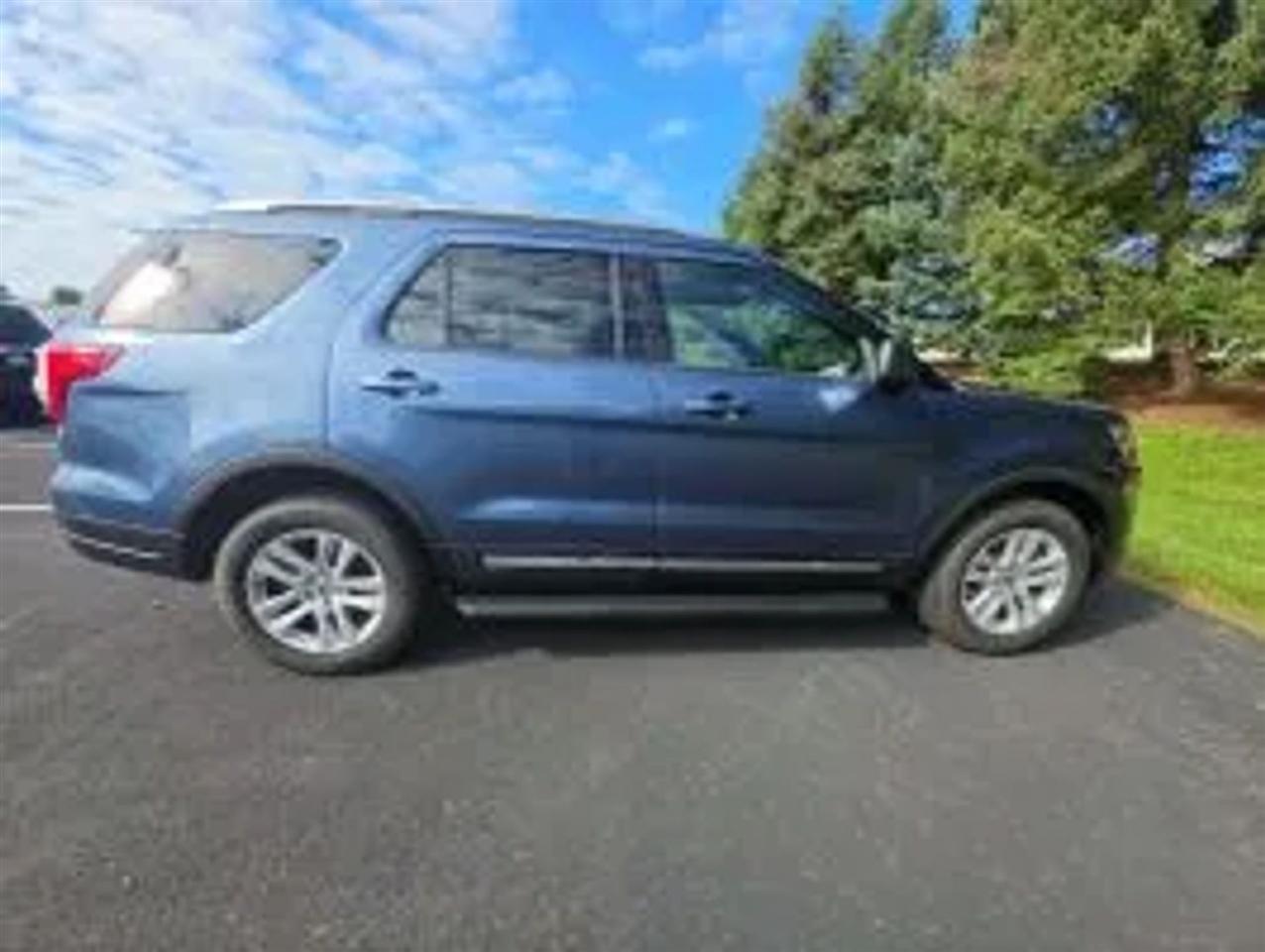 Ford Explorer XLT 4WD 2019