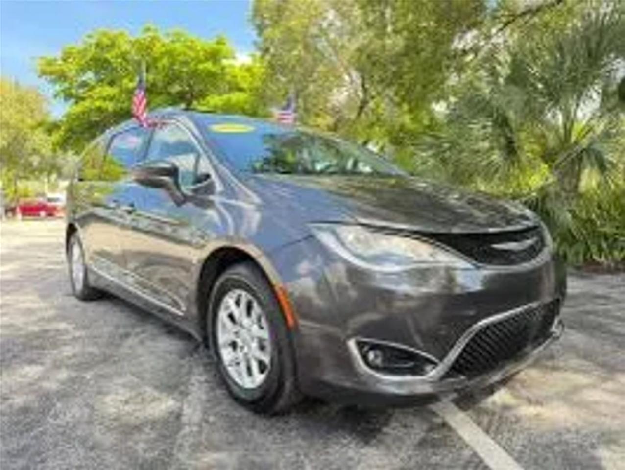 Chrysler Pacifica Touring-L 2020